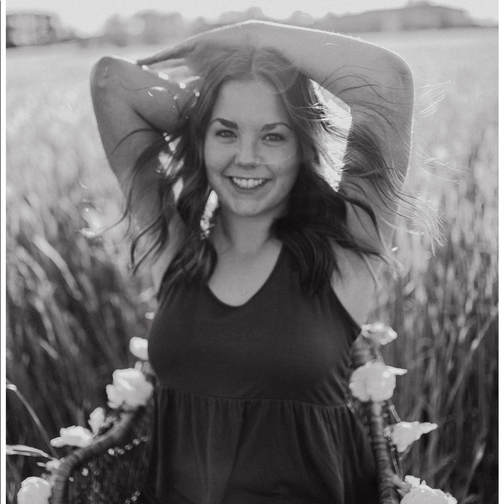 Meet your Posher, Hannah